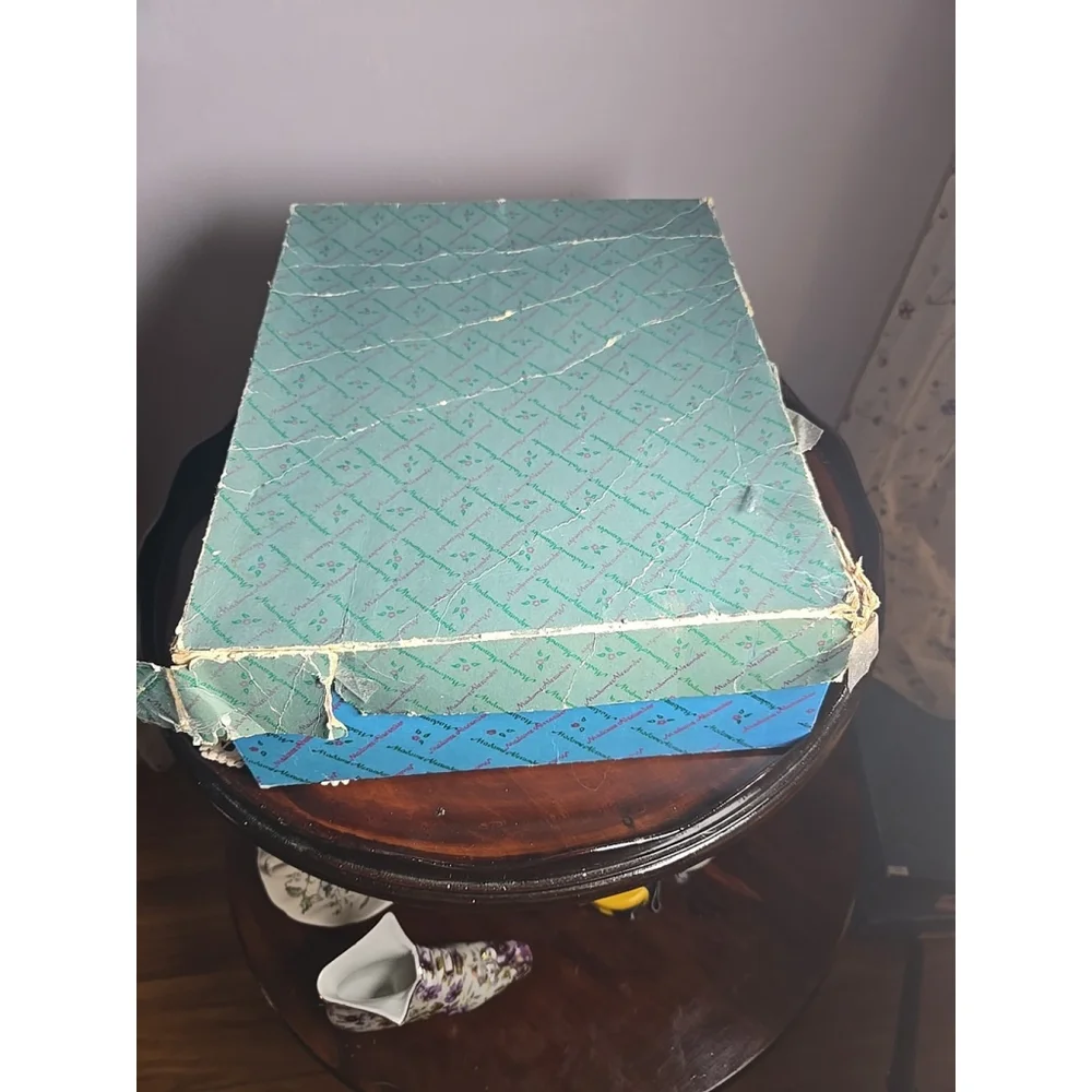 Vintage Madame Alexander Doll Jo 1322 with‎ Original Box